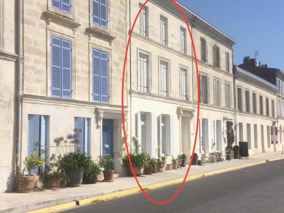 La Maison Du Port Mortagne-sur-Gironde Екстер'єр фото