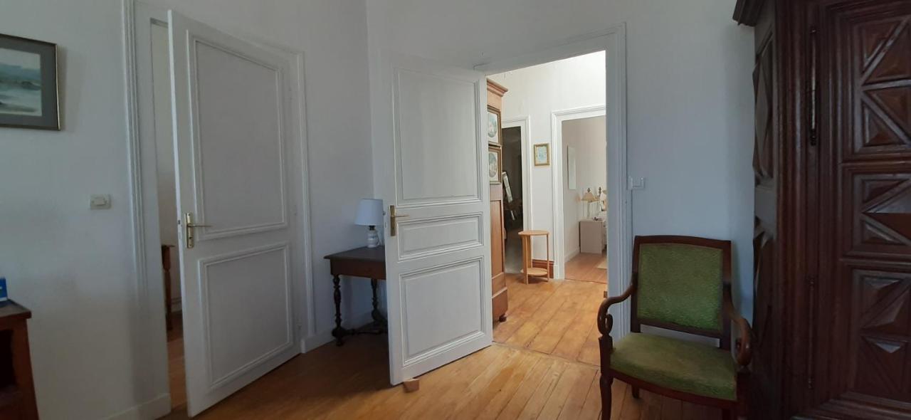 La Maison Du Port Mortagne-sur-Gironde Екстер'єр фото