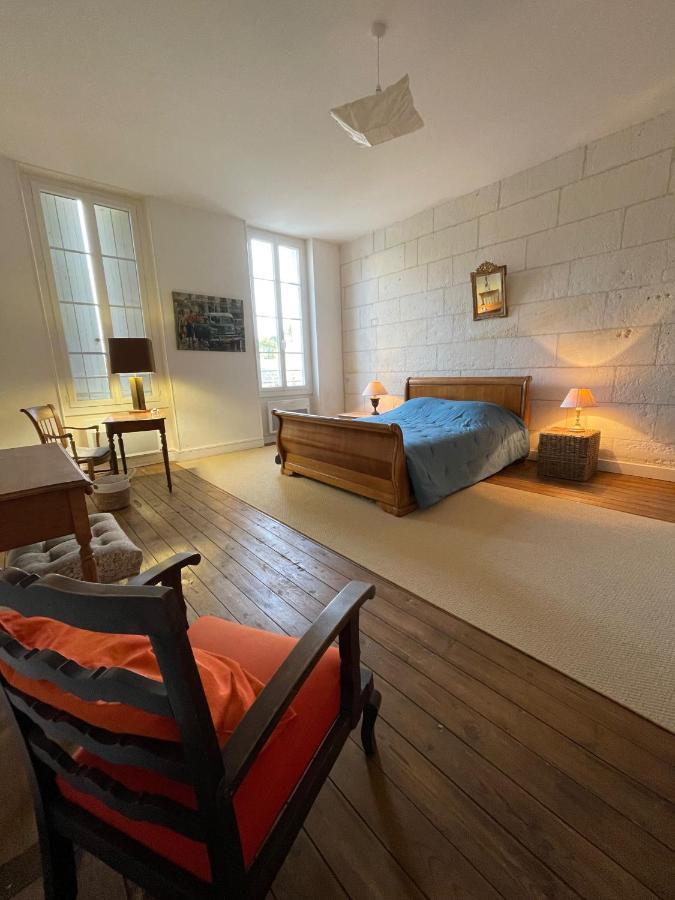 La Maison Du Port Mortagne-sur-Gironde Екстер'єр фото